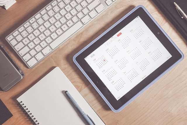 calendar, jeyboard to help keep bills paid on time calendar, jeyboard to help keep bills paid on time