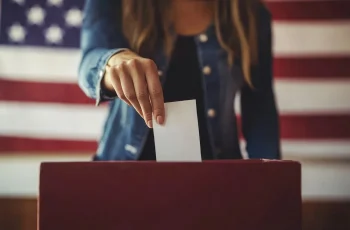 woman voting in a presidential election